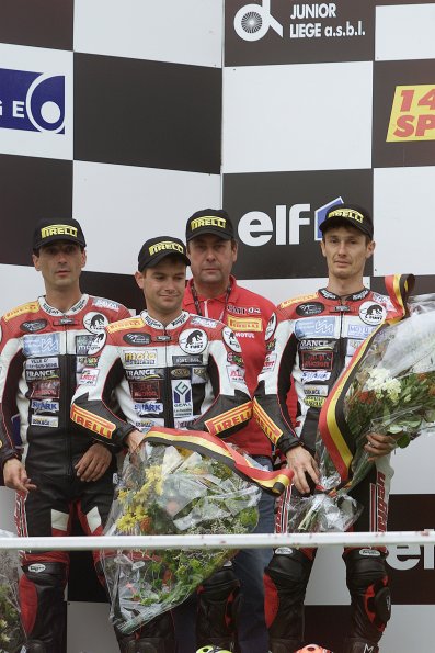 PODIUM G M T 01
