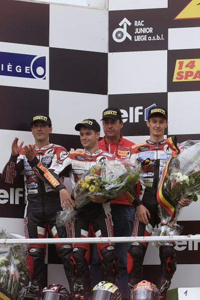 PODIUM G M T 02