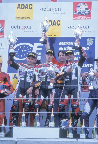 6_H_Nurburgring_2001