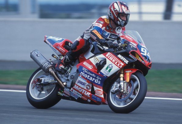 24_H_Mans_Motos_2001