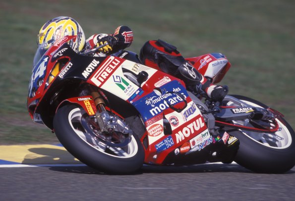 24_H_Mans_Motos_2001