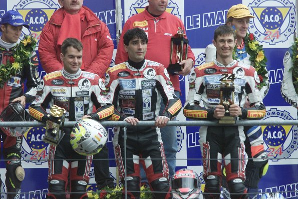 Podium 04