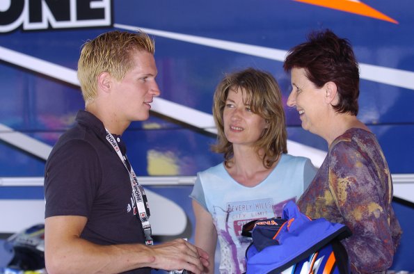 GMT   17-06-2004 (Circuit Carole)