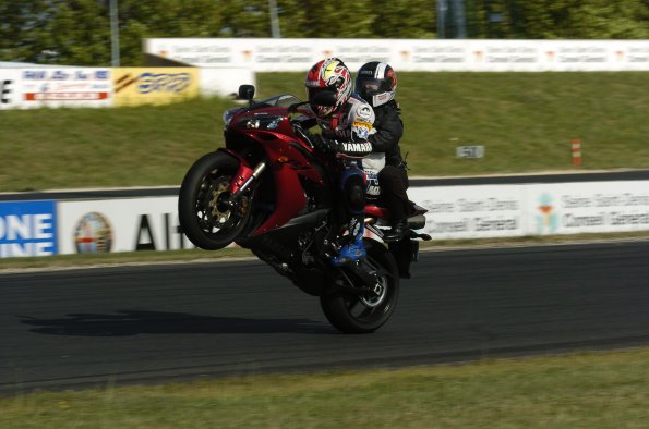 GMT   17-06-2004 (Circuit Carole)