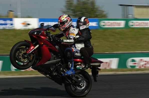 GMT   17-06-2004 (Circuit Carole)