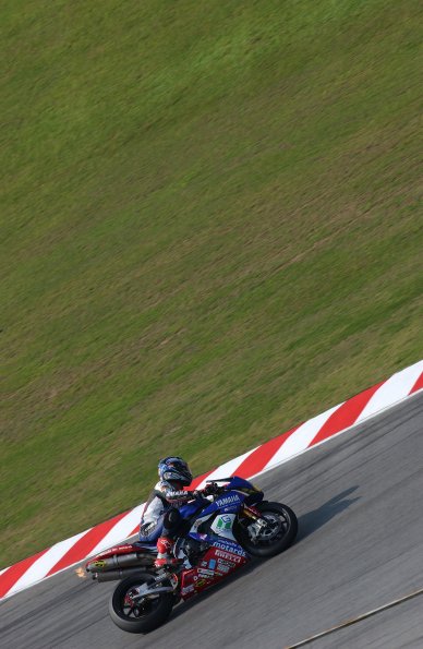 YAMAHA GMT 94
YAMAHA YZF R1
WILIAM COSTES, DAVID CHECA, CH. GUYOT
ENDURANCE

fot: LUKASZ SWIDEREK
www.fotoswiderek.prv.pl
fotoswiderek@wp.pl
tel: +48 601 26 18 13

6h ZHUHAI 2004
ENDURANCE WORL CHAMPIONSHIP