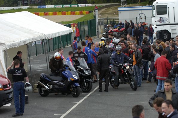 20061605GMTCAROLE0005