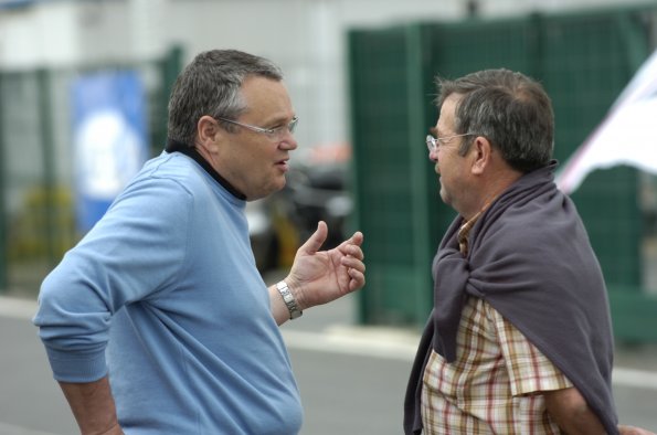 20061605GMTCAROLE0007