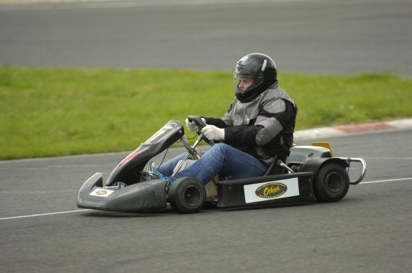 20061605GMTCAROLE0028