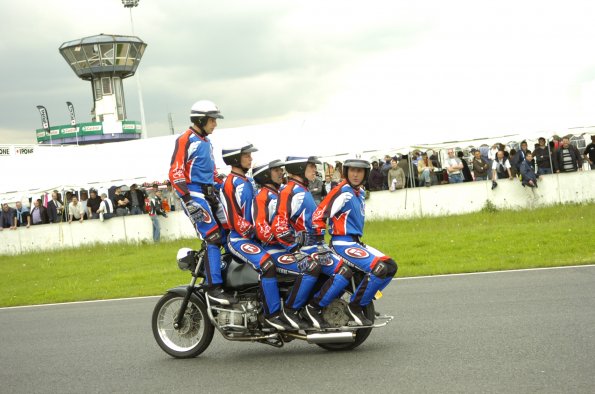 20061605GMTCAROLE0137