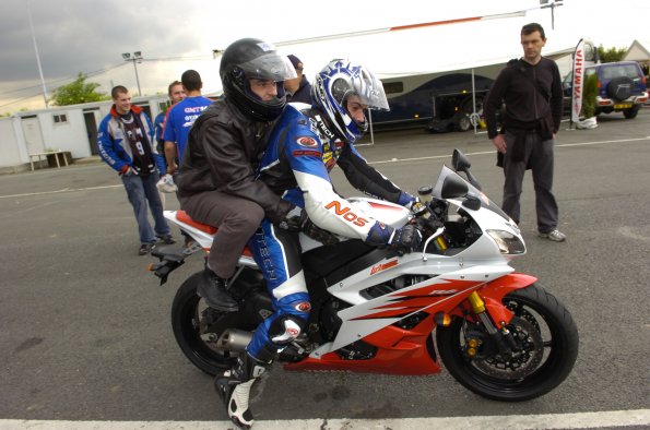 20061605GMTCAROLE0150