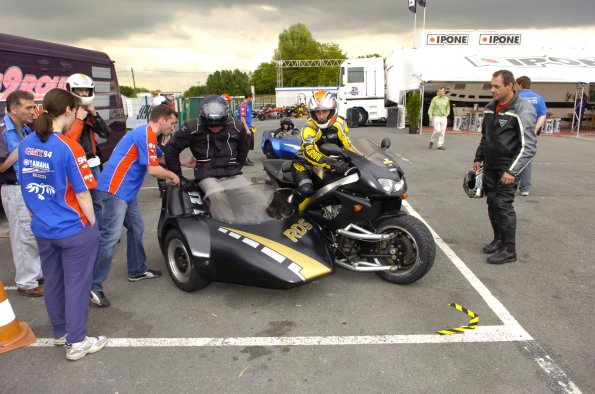 20061605GMTCAROLE0156