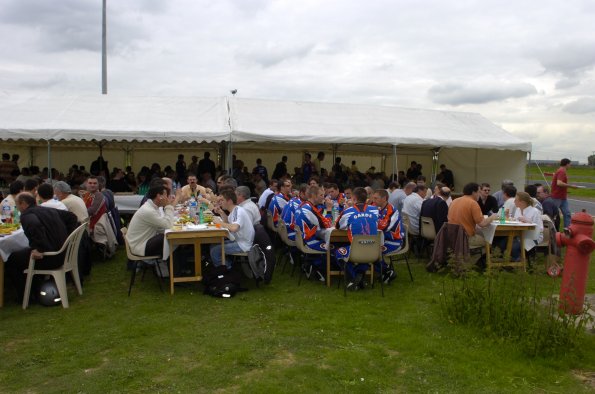 20061605GMTCAROLE0161