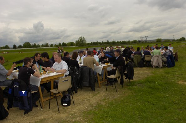 20061605GMTCAROLE0168