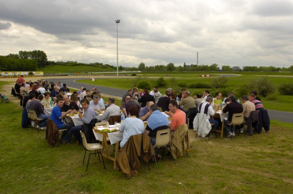 20061605GMTCAROLE0173