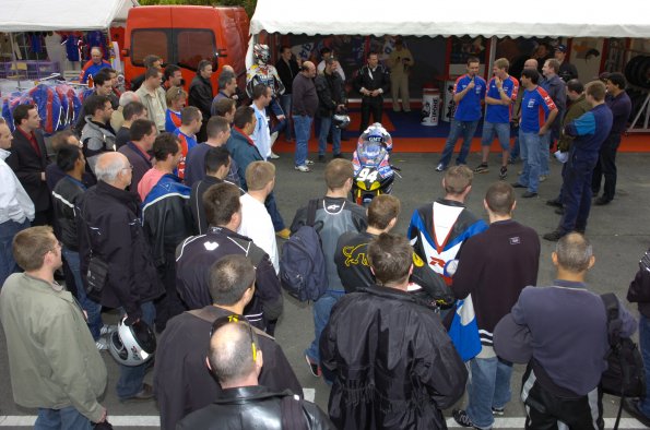 20061605GMTCAROLE0192