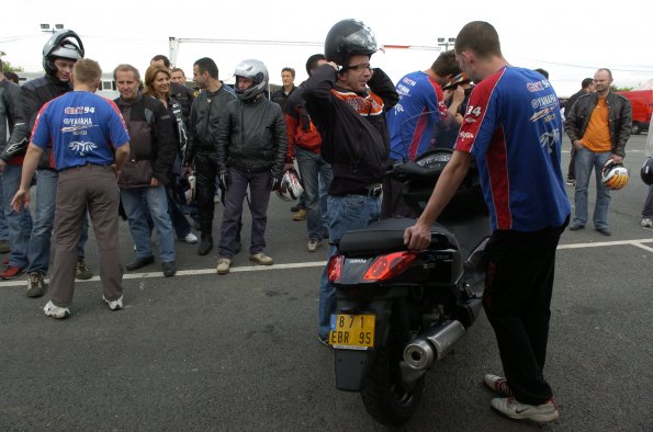 20061605GMTCAROLE0274