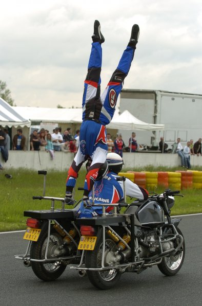 20061605GMTCAROLE0371