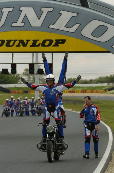 20061605GMTCAROLE0372