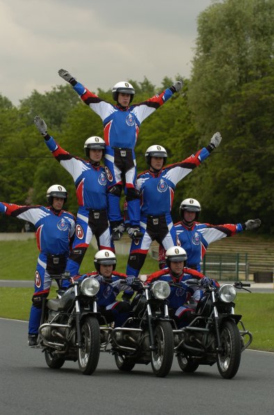 20061605GMTCAROLE0375