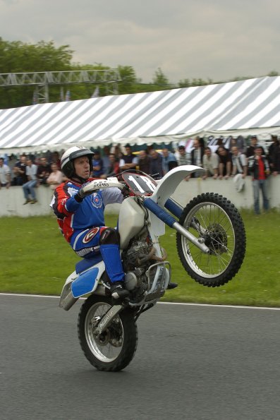 20061605GMTCAROLE0384