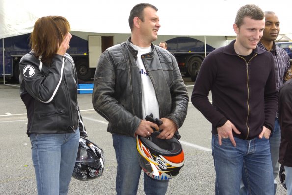 20061605GMTCAROLE0389