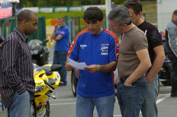 20061605GMTCAROLE0398