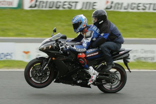 20061605GMTCAROLE0406