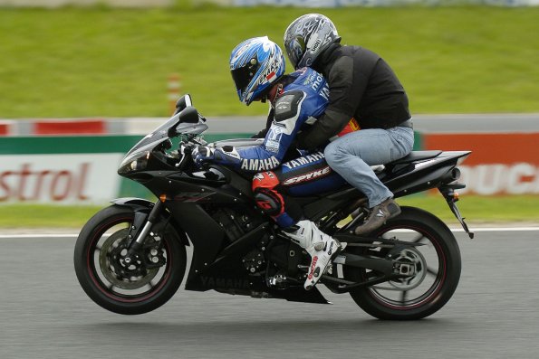 20061605GMTCAROLE0412