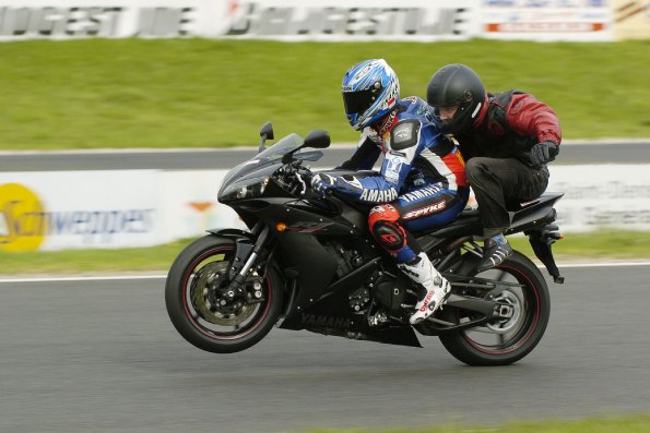 20061605GMTCAROLE0420