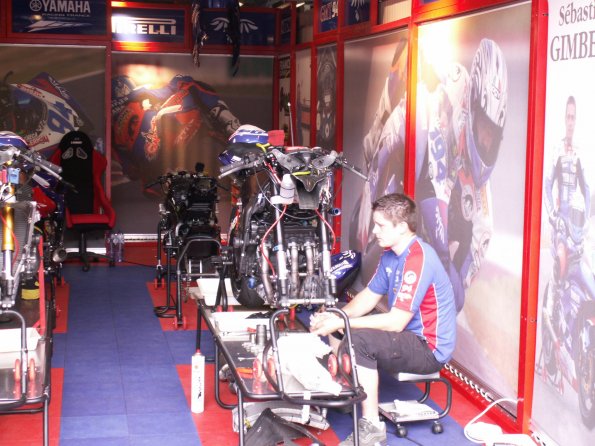 KONICA MINOLTA DIGITAL CAMERA