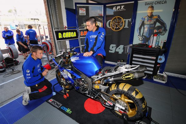 2008WSBKBRANDSHATCH0041