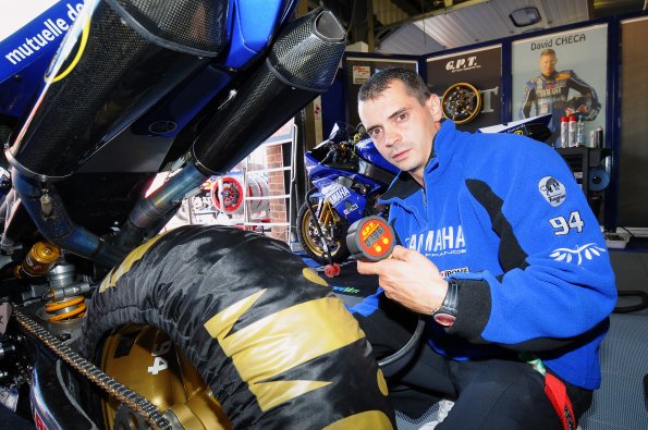 2008WSBKBRANDSHATCH0051