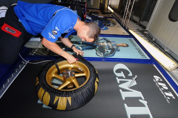 2008WSBKBRANDSHATCH0098