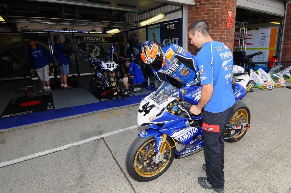 2008WSBKBRANDSHATCH0104