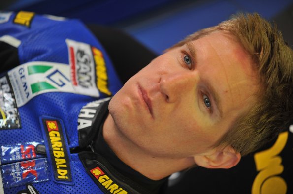 2008WSBKBRANDSHATCH0198