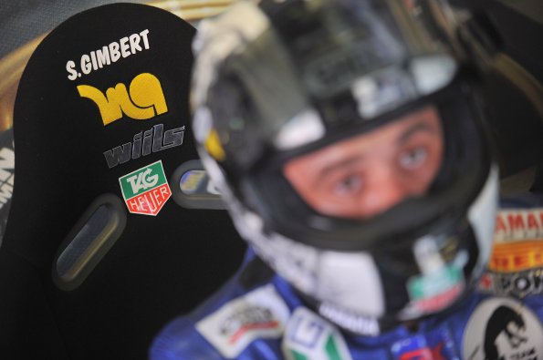 2008WSBKBRANDSHATCH0220