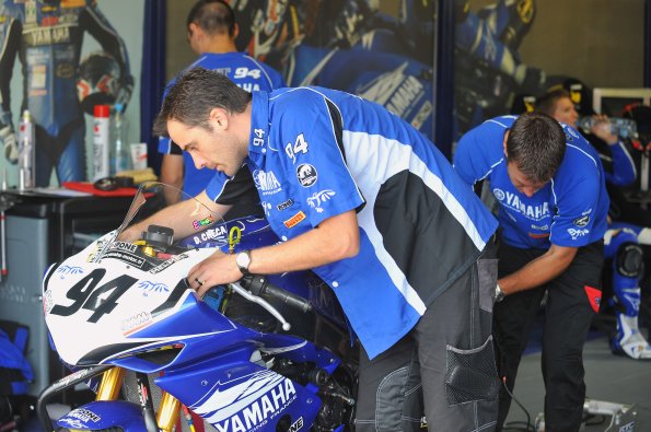 2008WSBKBRANDSHATCH0253