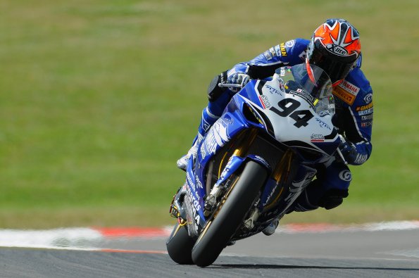 2008WSBKBRANDSHATCH0558