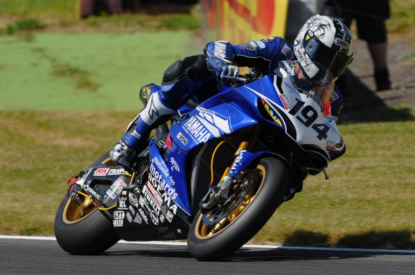 2008WSBKBRANDSHATCH0592