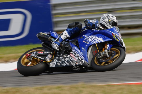 2008WSBKBRANDSHATCH0680