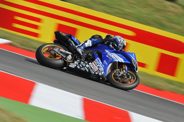 2008WSBKBRANDSHATCH0894