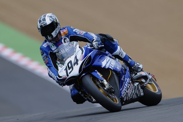 2008WSBKBRANDSHATCH1081_ancien