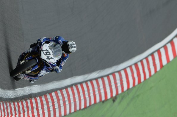 2008WSBKBRANDSHATCH1136_ancien