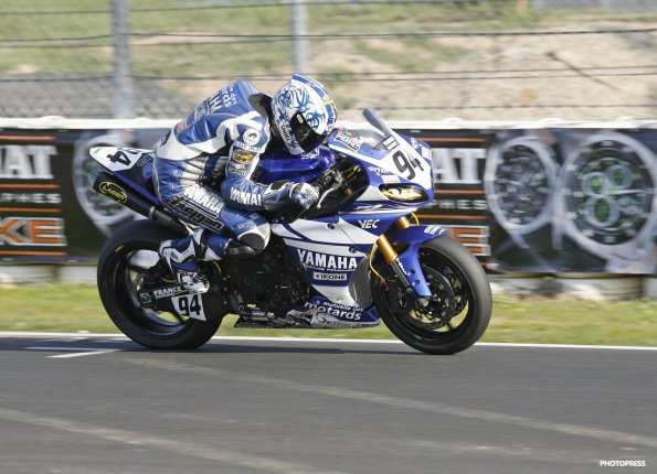 ALBI  FSBK 2009
7ème Manche / Finale 
10 & 11 Octobre 2009 
© PHOTOPRESS
Tel: 04 93 37 95 96
info@photopress.fr