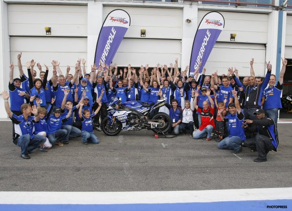 MAGNY-COURS FSBK 2009
5ème Manche 
18 & 19 Juillet  2009
© PHOTOPRESS
Tél: 04 93 37 95 96
info@photopress.fr