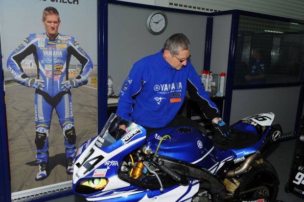 2009WSBK03VALENCIA2039