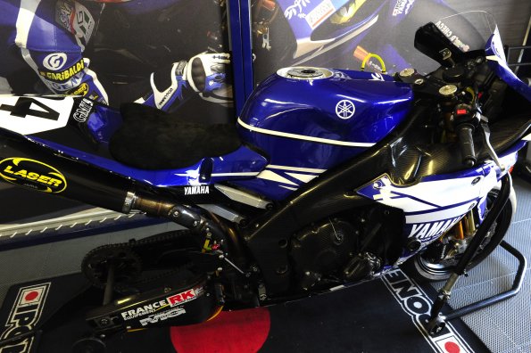 stands_misano_sbk2009_0087