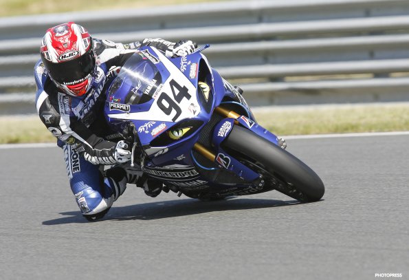 VIGEANT FSBK  2010
3ème manche du Championnat de France Superbike
15 / 16 Mai 2010
© PHOTOPRESS
Tel: 04 93 37 95 96
info@photopress.fr