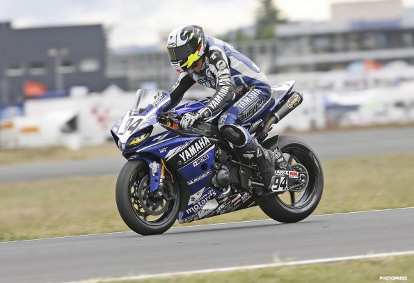 ALBI - FSBK- 2010
7ème manche du Championnat de France Superbike
25 & 26 Septembre 2010
© PHOTOPRESS
Tel: 04 93 37 95 96
info@photopress.fr